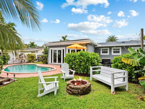 Luxurious Fort Lauderdale River Access with Heated Pool & Kayaks